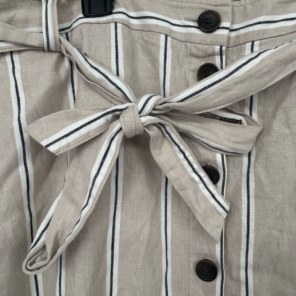 Banana Republic Beige‎ Striped Midi Skirt - Picture 2 of 4